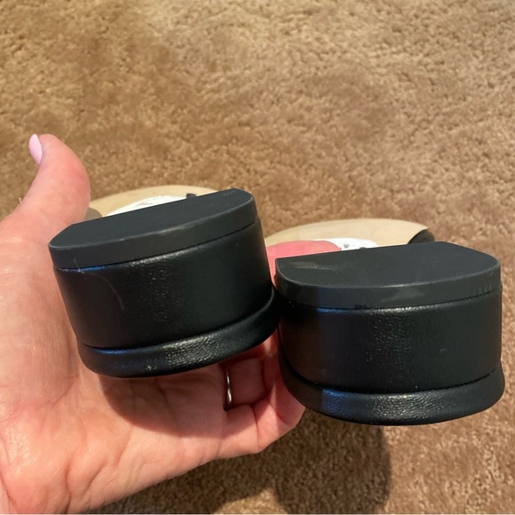 Women’s Black Textured Slide Sandals New Size 9.5 vegan Nordstrom Rack - Picture 10 of 10